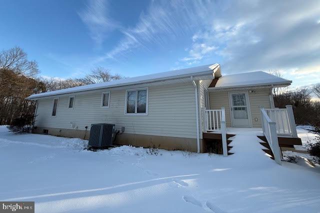 225 Keepsake Drive Falling Waters, WV 25419 - Photo 6 of 9