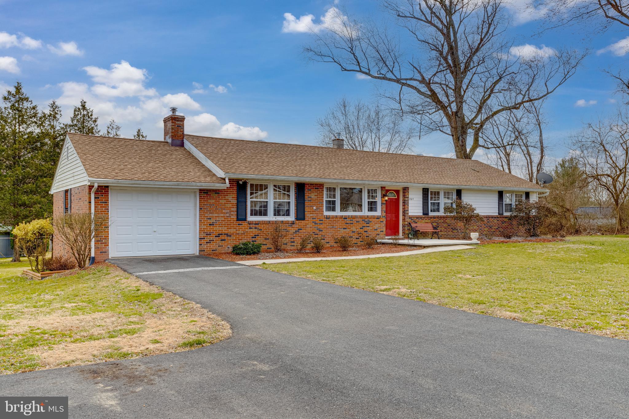 Lovely partial brick front rancher with garage!