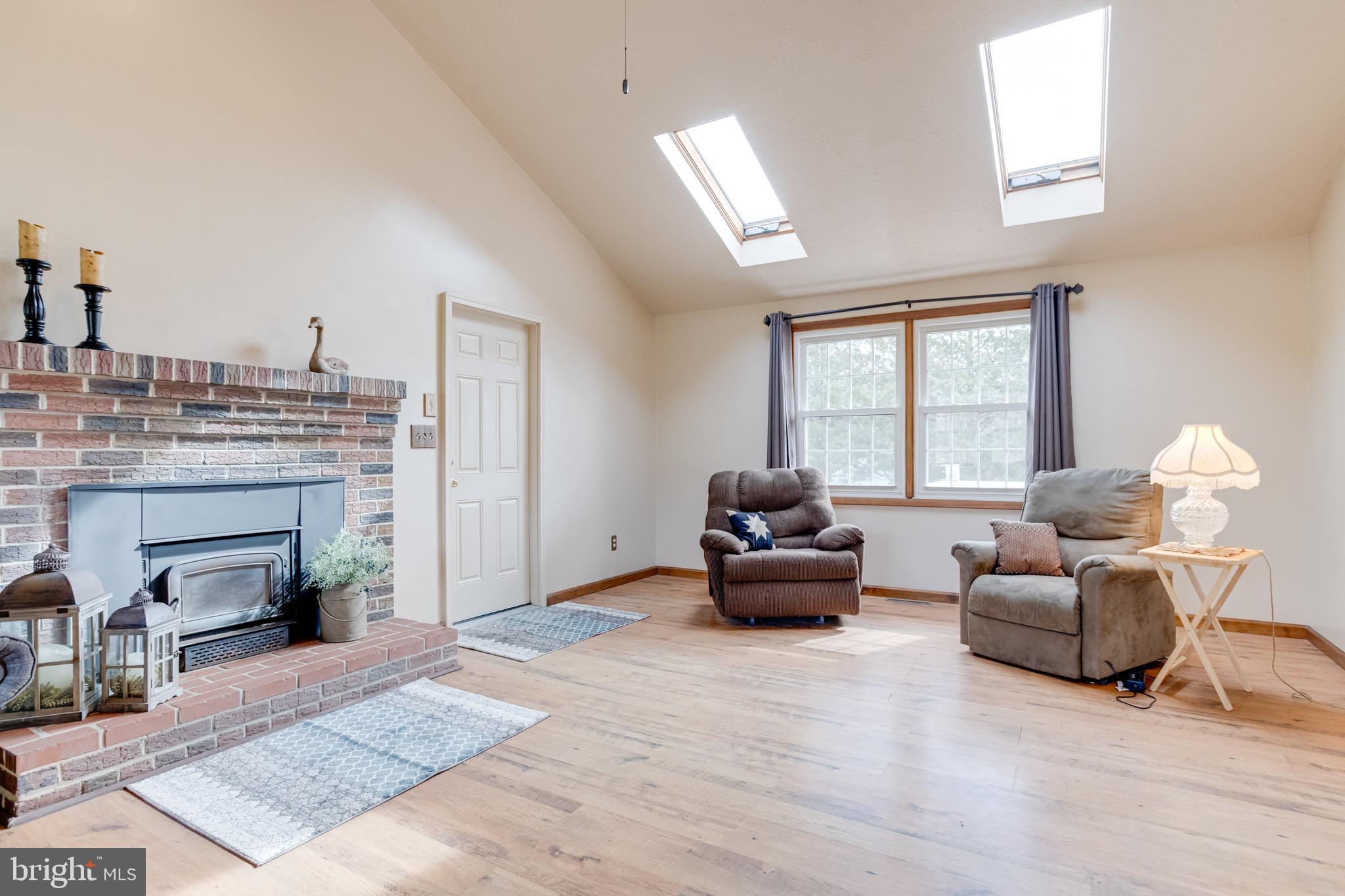 3217 Old Forge Hill Road Street, MD 21154 - Photo 15 of 46 Cozy room with so much space