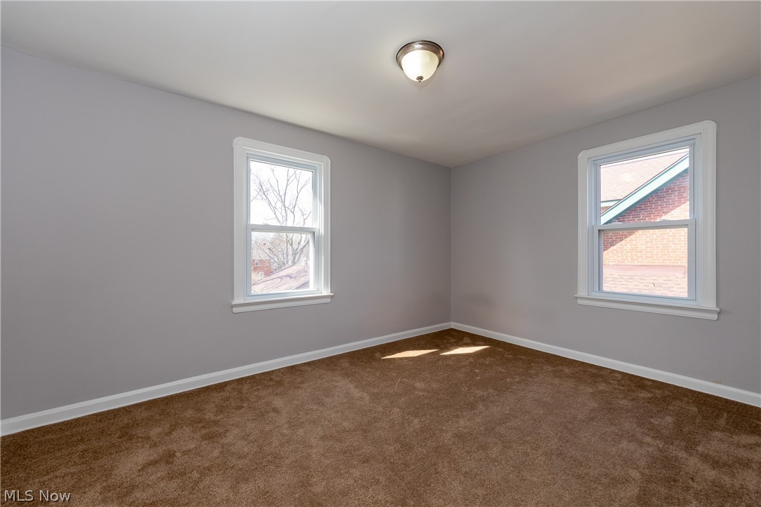 1408 Gordon Road Cleveland, OH 44124 - Photo 17 of 30