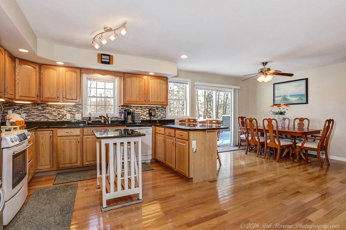 27-29 True Road, Unit 2 Seabrook, NH 03874 - Photo 6 of 19 Gallery Image 6