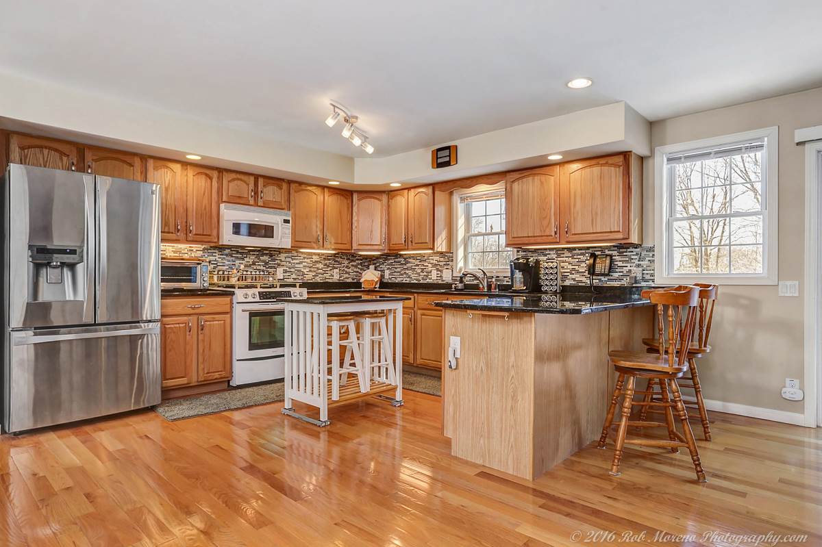27-29 True Road, Unit 2 Seabrook, NH 03874 - Photo 7 of 19 Gallery Image 7