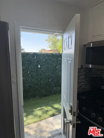 $615,000 | 6813 Haywood Street, Tujunga, CA 91042