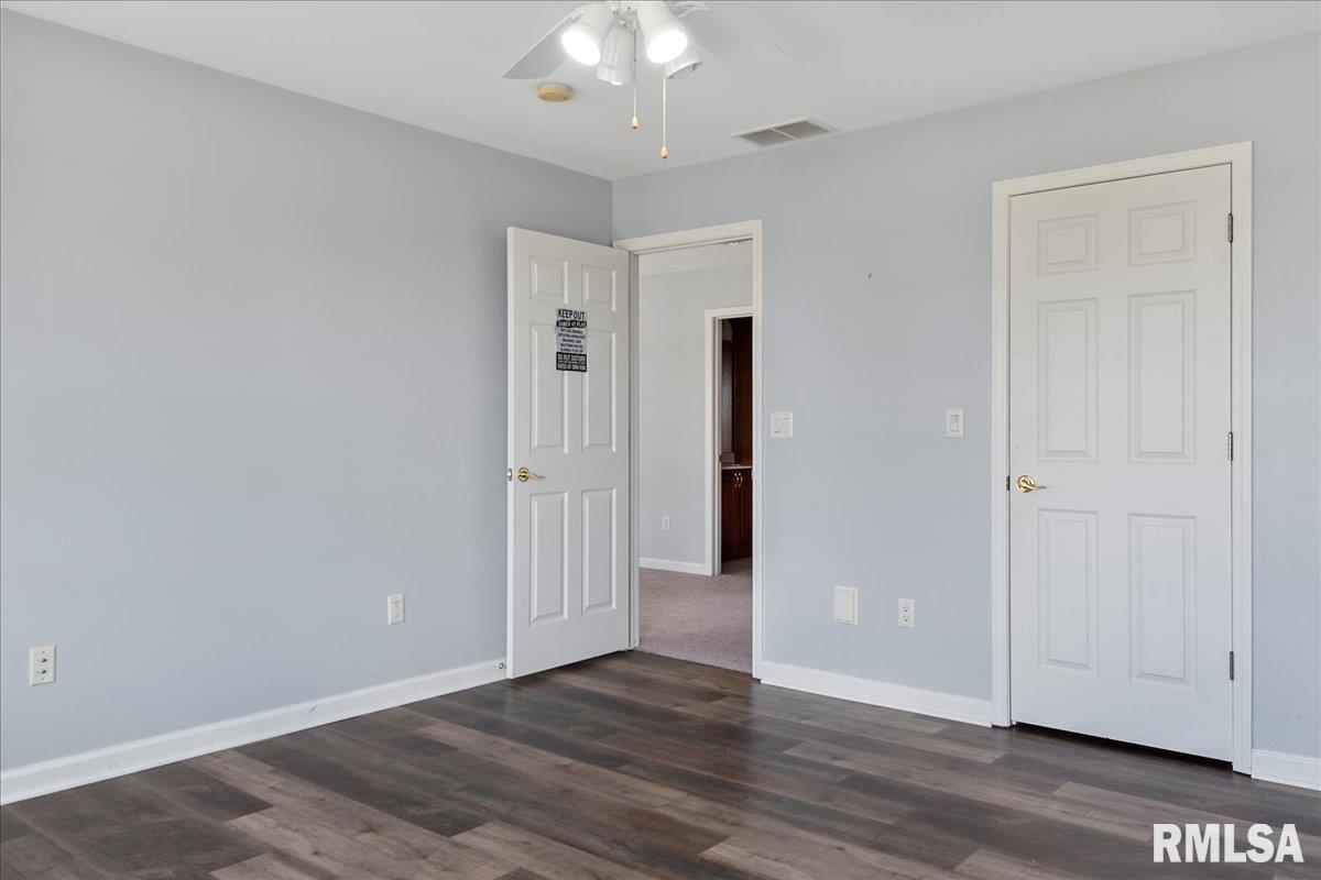 26142 East 1st Road Waggoner, IL 62572 - Photo 48 of 84