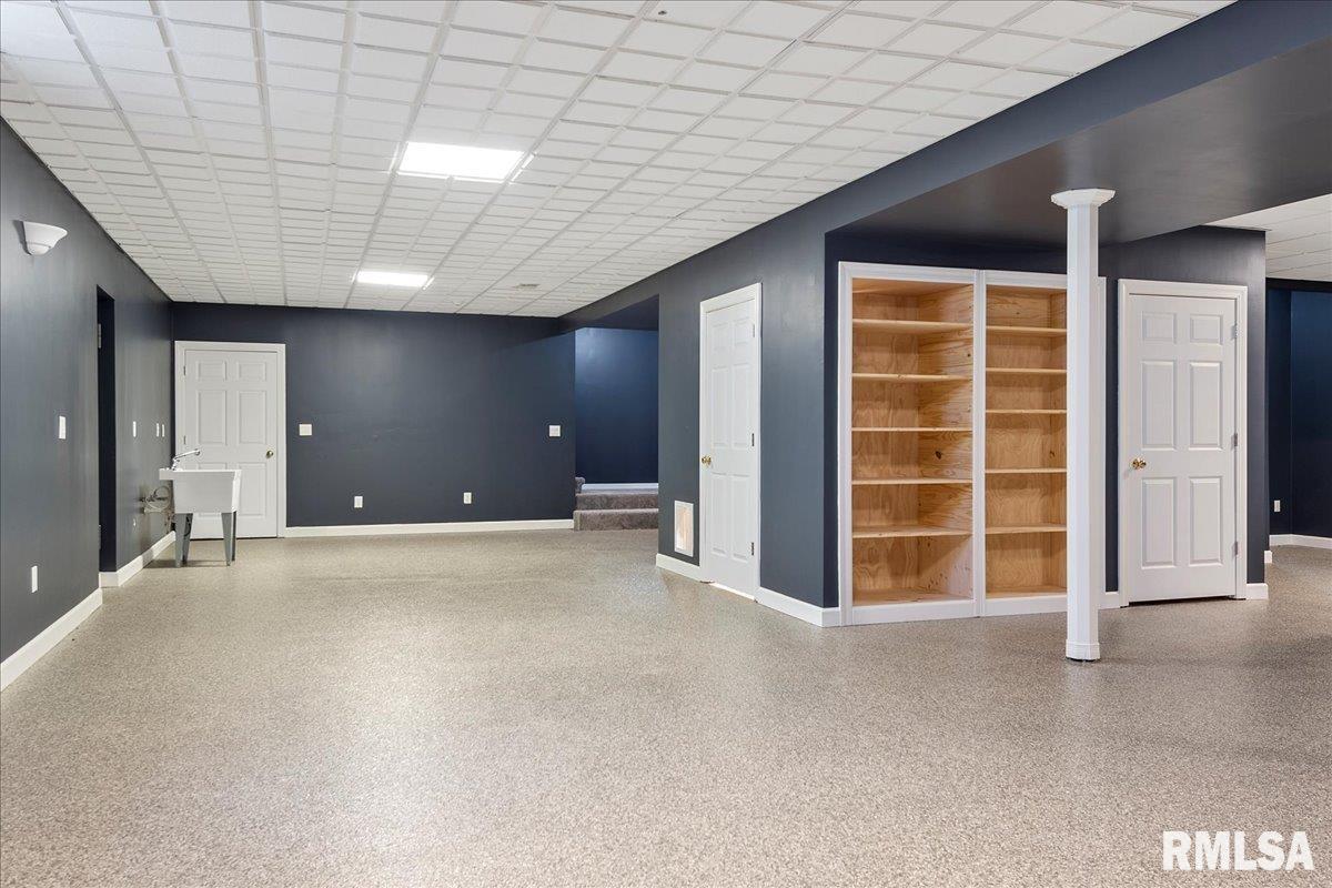 26142 East 1st Road Waggoner, IL 62572 - Photo 53 of 84