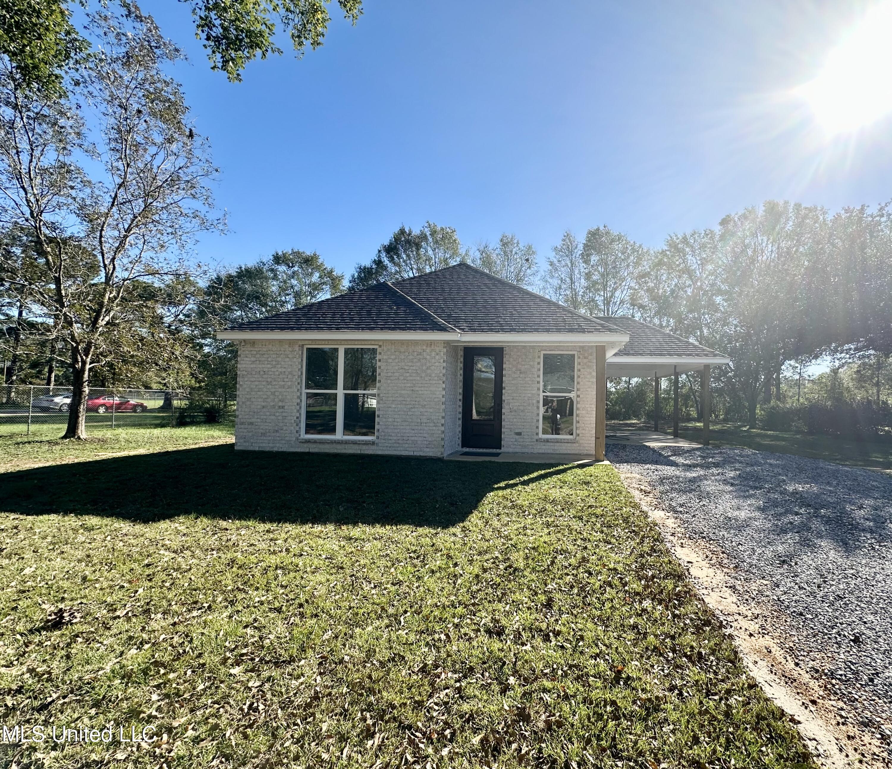 11 Hundley Road Carriere, MS 39426 - Photo 1 of 12 IMG_5472