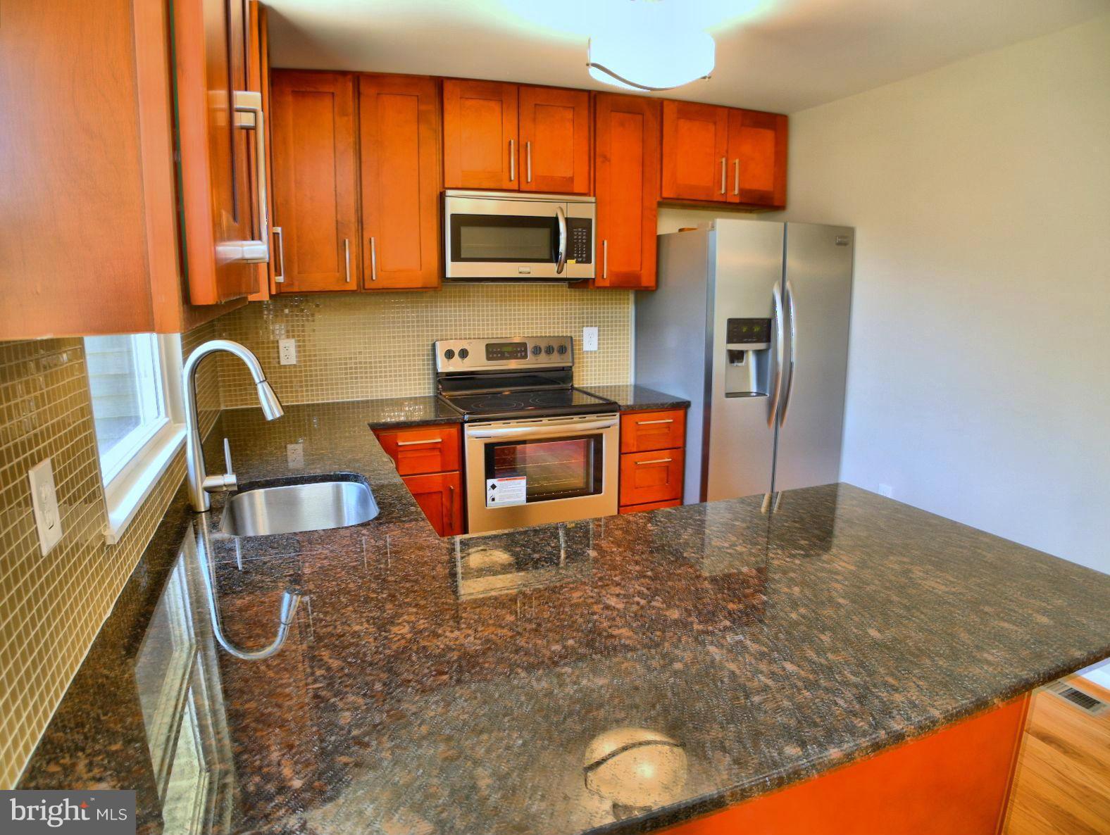 55 Point Pleasant Road Glen Burnie, MD 21060 - Photo 12 of 30 Kitchen