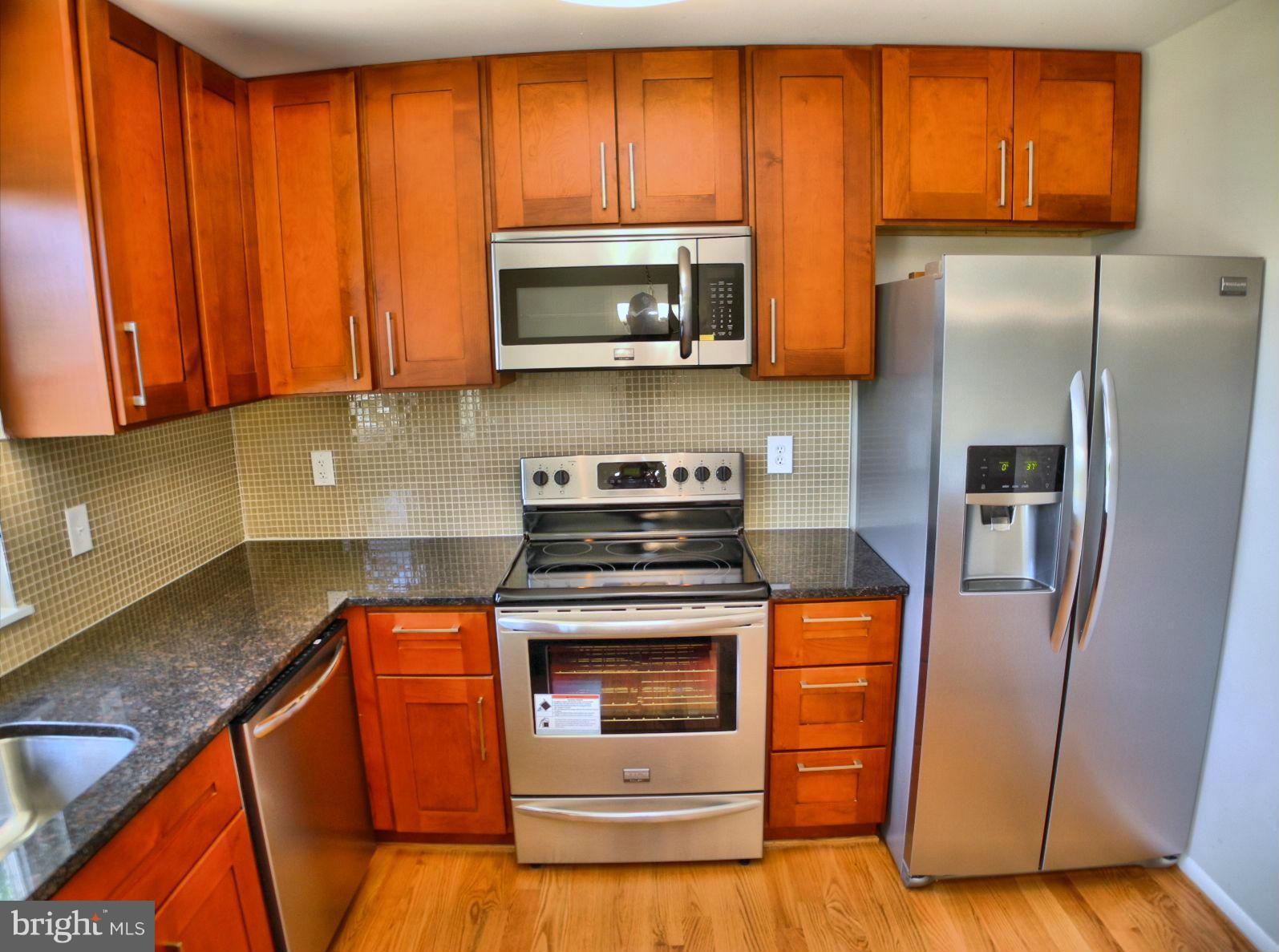 55 Point Pleasant Road Glen Burnie, MD 21060 - Photo 13 of 30 Kitchen