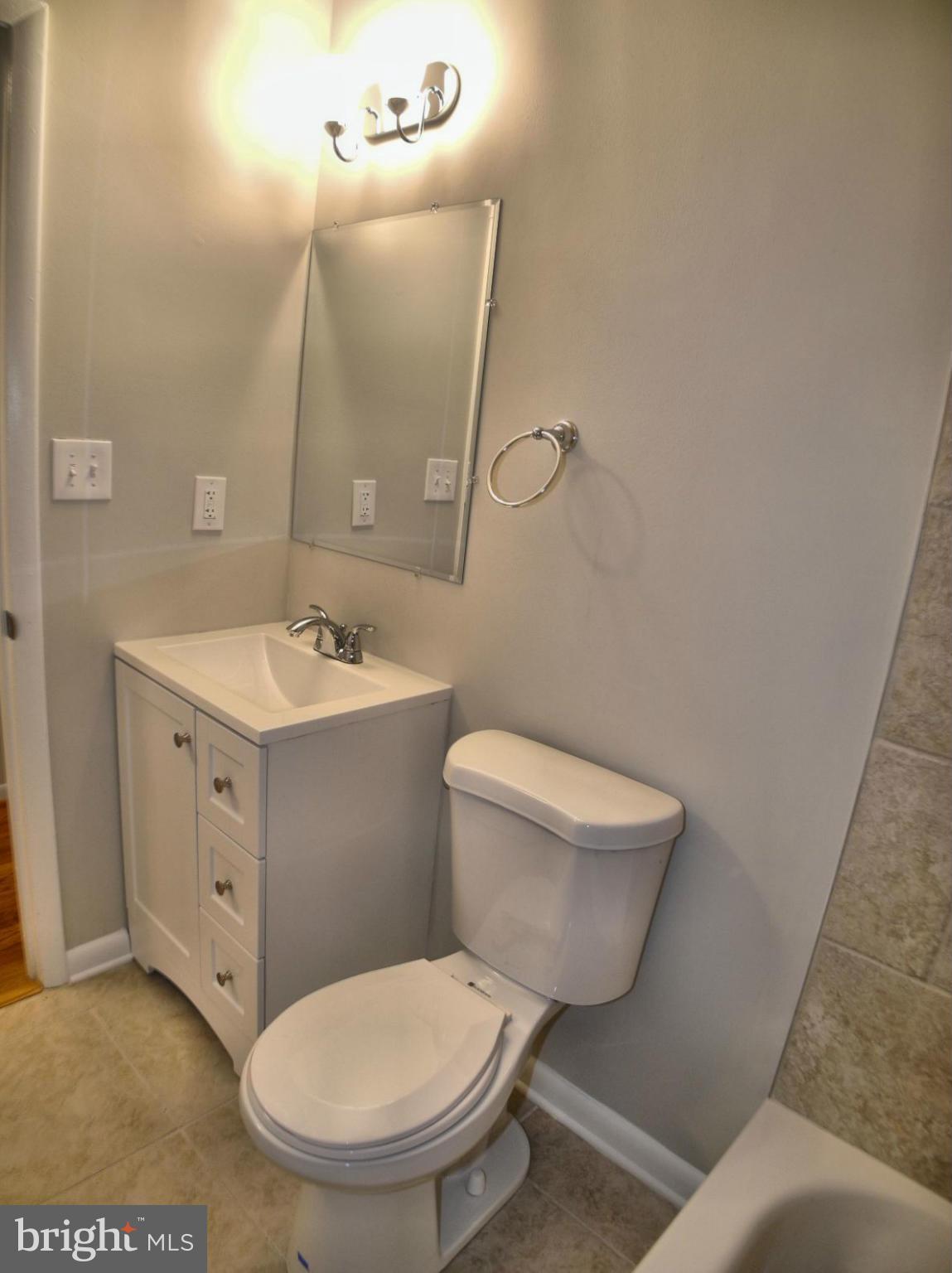55 Point Pleasant Road Glen Burnie, MD 21060 - Photo 16 of 30 Bath