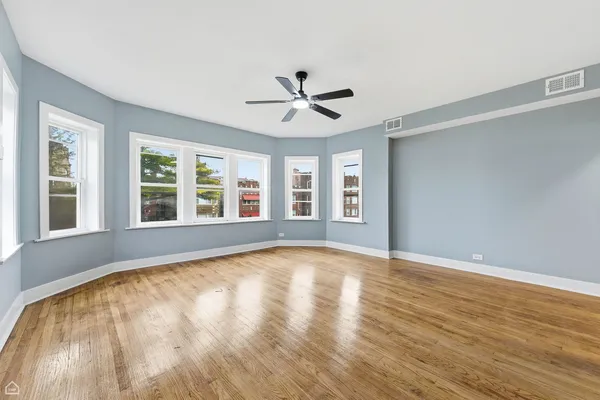 $2,200 | 7824 South Euclid Avenue, Unit 1, Chicago, IL 60649