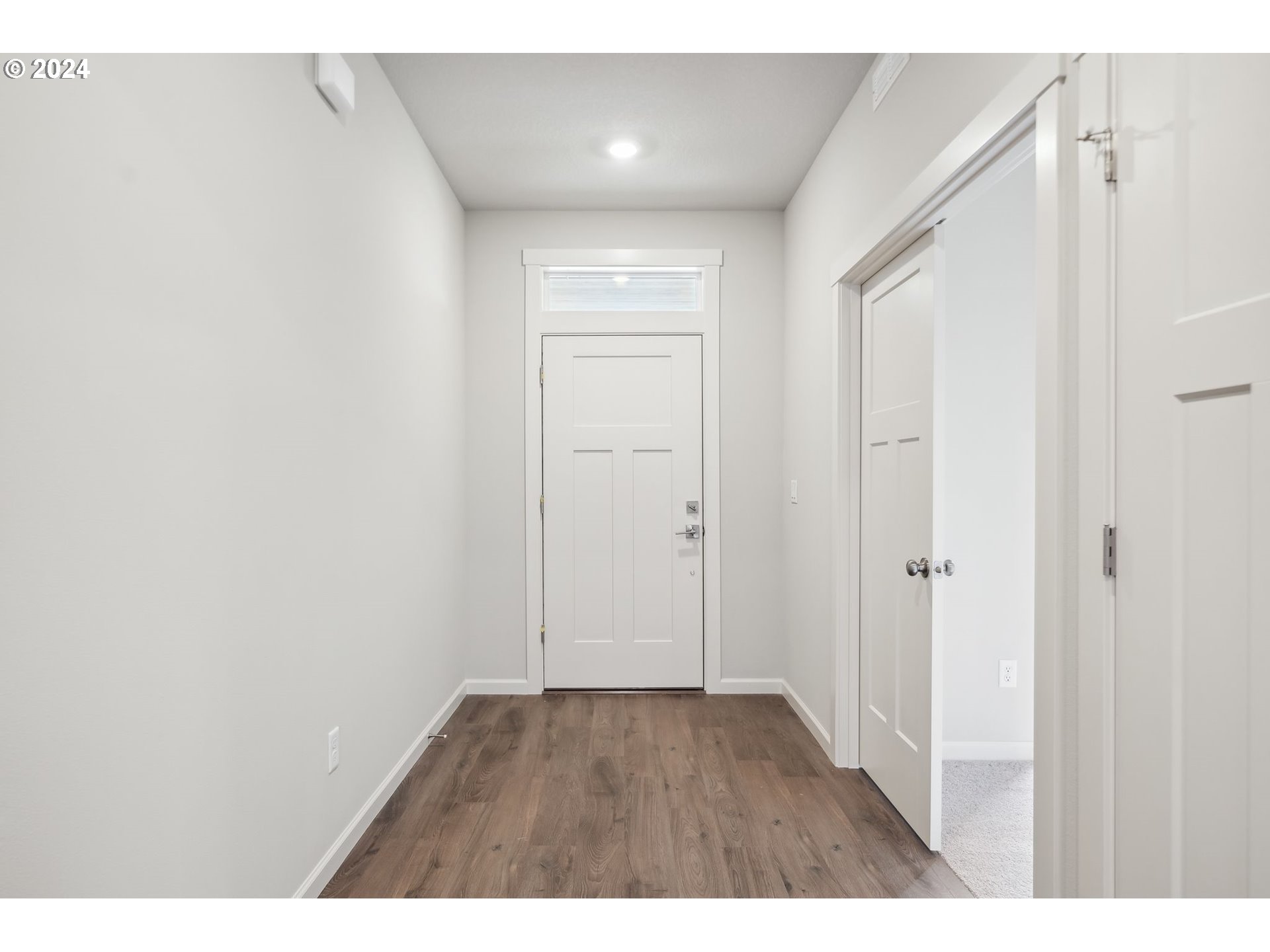 2706 South 7th Circle Ridgefield, WA 98642 - Photo 19 of 26 a view of an empty room