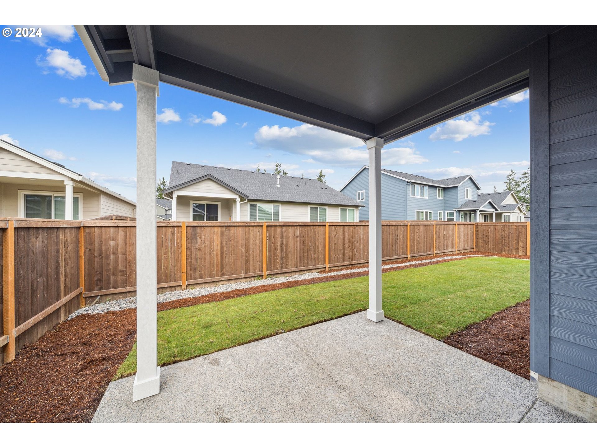 2706 South 7th Circle Ridgefield, WA 98642 - Photo 24 of 26 a view of a porch in front of house