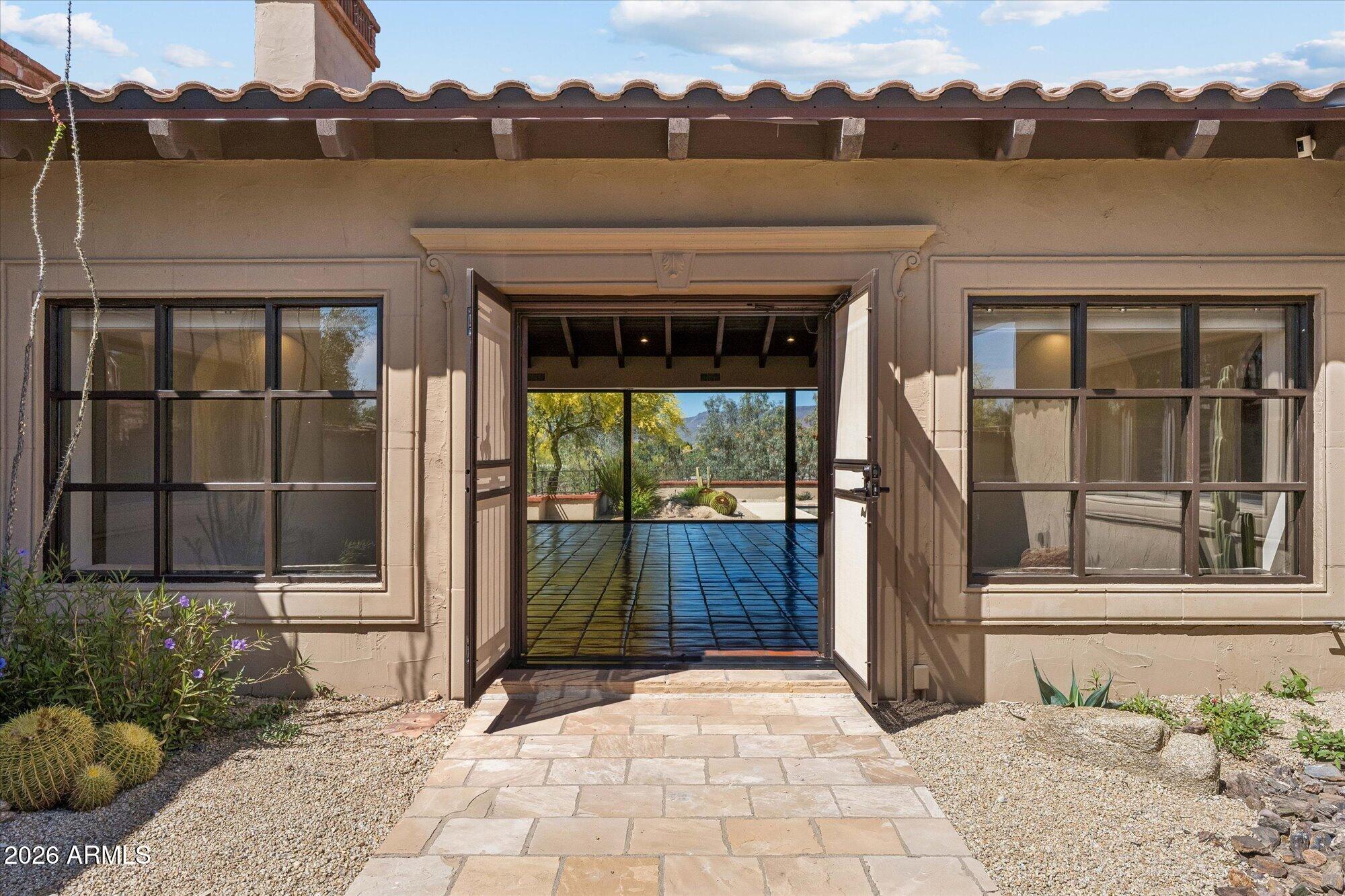 36402 Derringer Road Carefree, AZ 85377 - Photo 10 of 83 Front Entry
