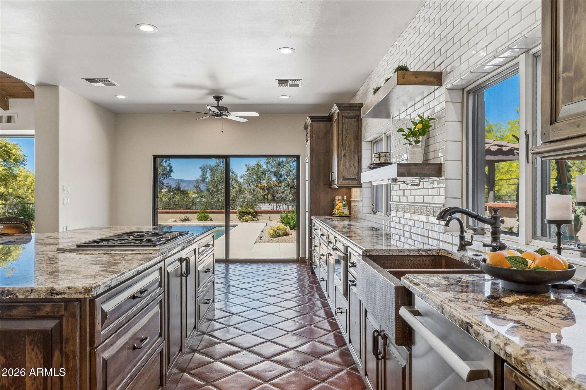 36402 Derringer Road Carefree, AZ 85377 - Photo 23 of 83 Kitchen