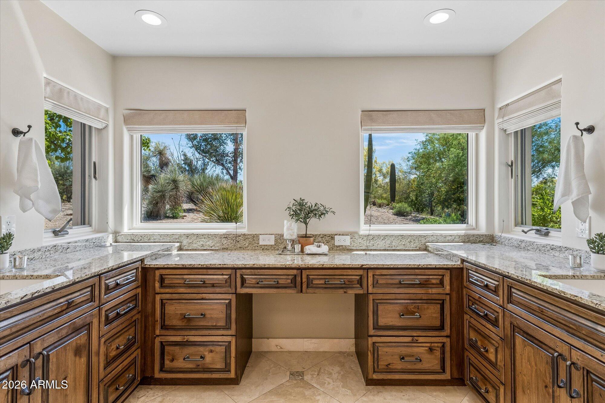 36402 Derringer Road Carefree, AZ 85377 - Photo 36 of 83 Primary Bath