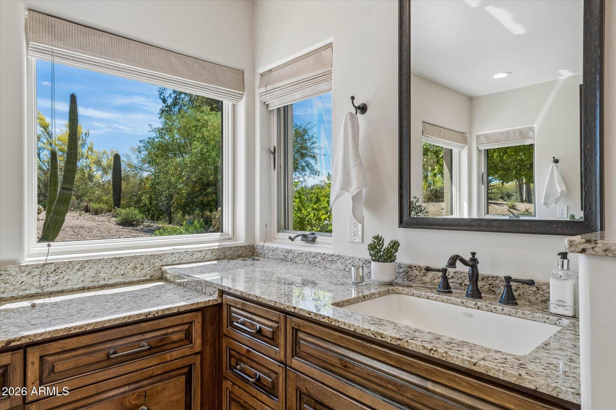 36402 Derringer Road Carefree, AZ 85377 - Photo 38 of 83 Primary Bath