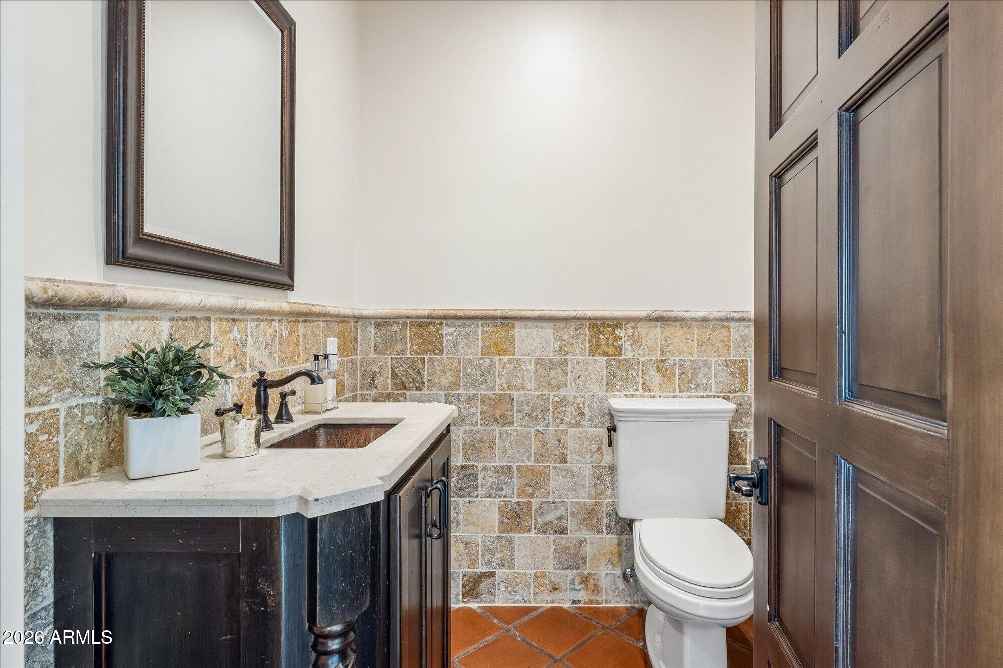 36402 Derringer Road Carefree, AZ 85377 - Photo 43 of 83 Powder Room