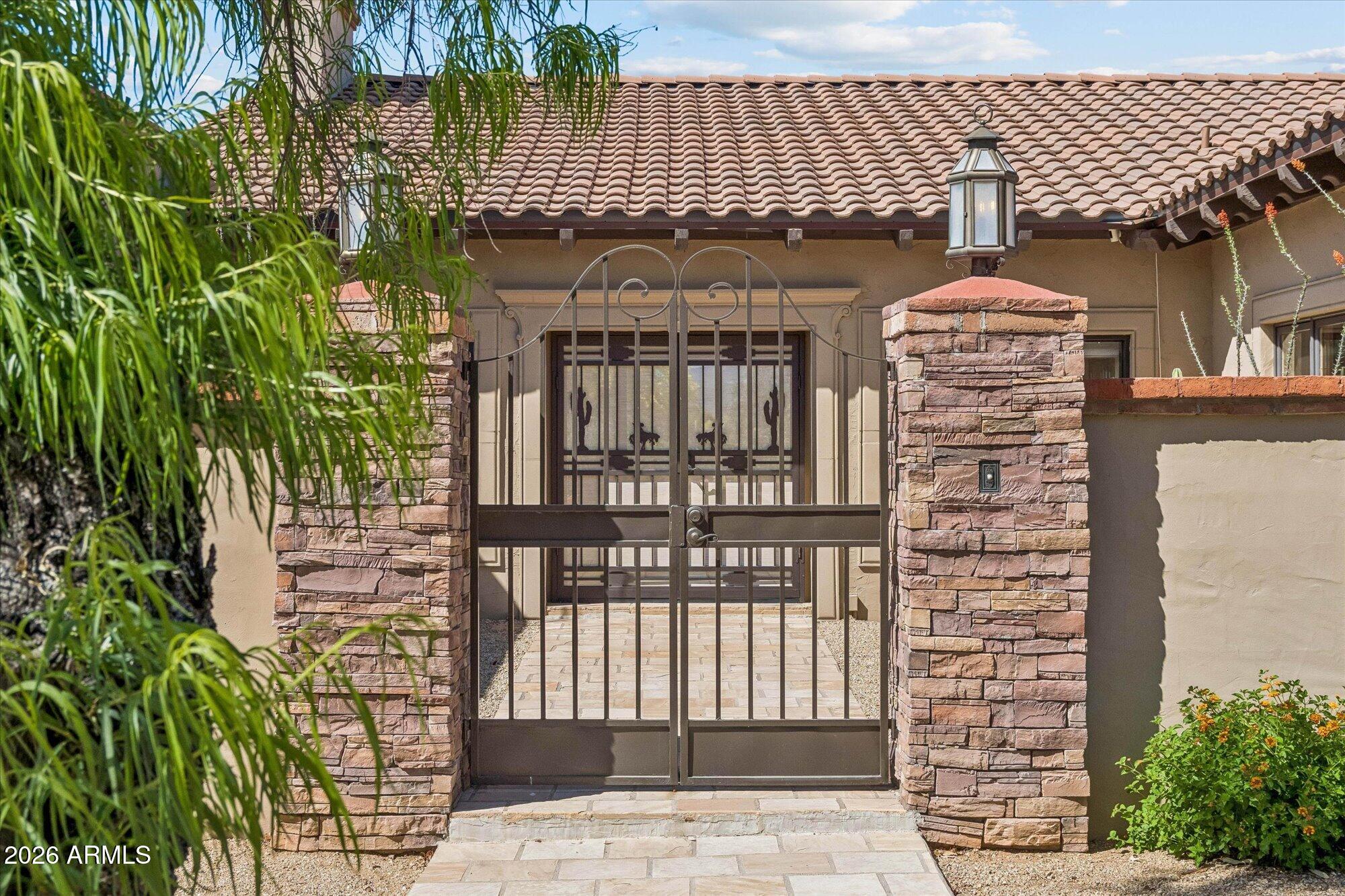 36402 Derringer Road Carefree, AZ 85377 - Photo 8 of 83 Front Entry