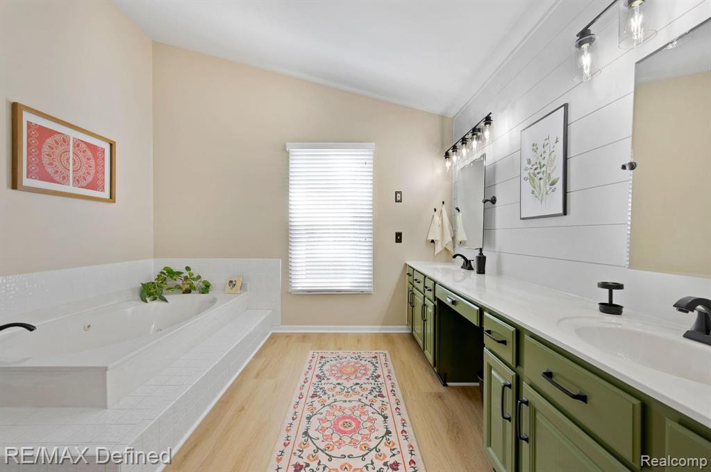 1644 Devonwood Drive Rochester Hills, MI 48306 - Photo 29 of 56