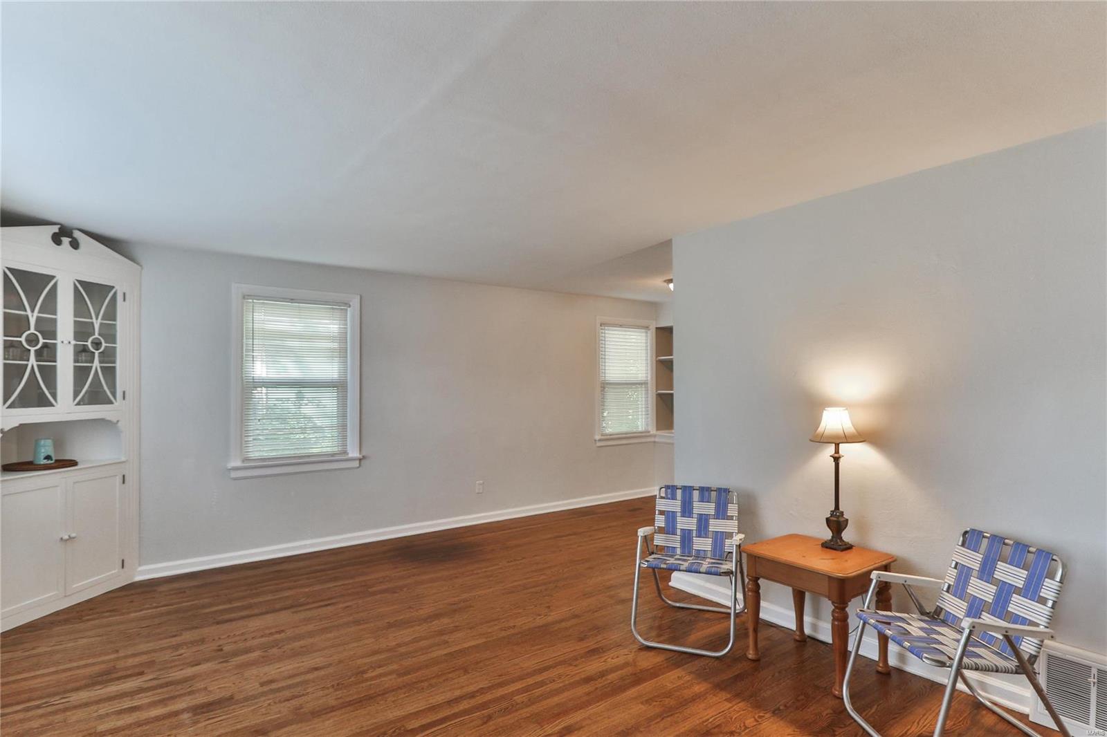 10407 Big Bend Road St. Louis, MO 63122 - Photo 4 of 28 Gallery Image 4