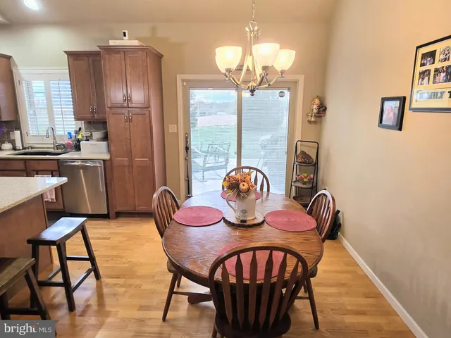 $385,000 | 1227 Cantebury Drive, Mount Joy, PA 17552