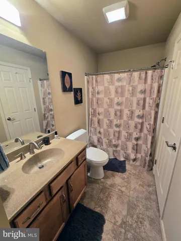 $385,000 | 1227 Cantebury Drive, Mount Joy, PA 17552