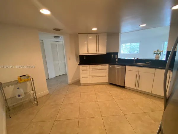 $2,550 | 9777 Westview Drive, Unit 1120, Coral Springs, FL 33076