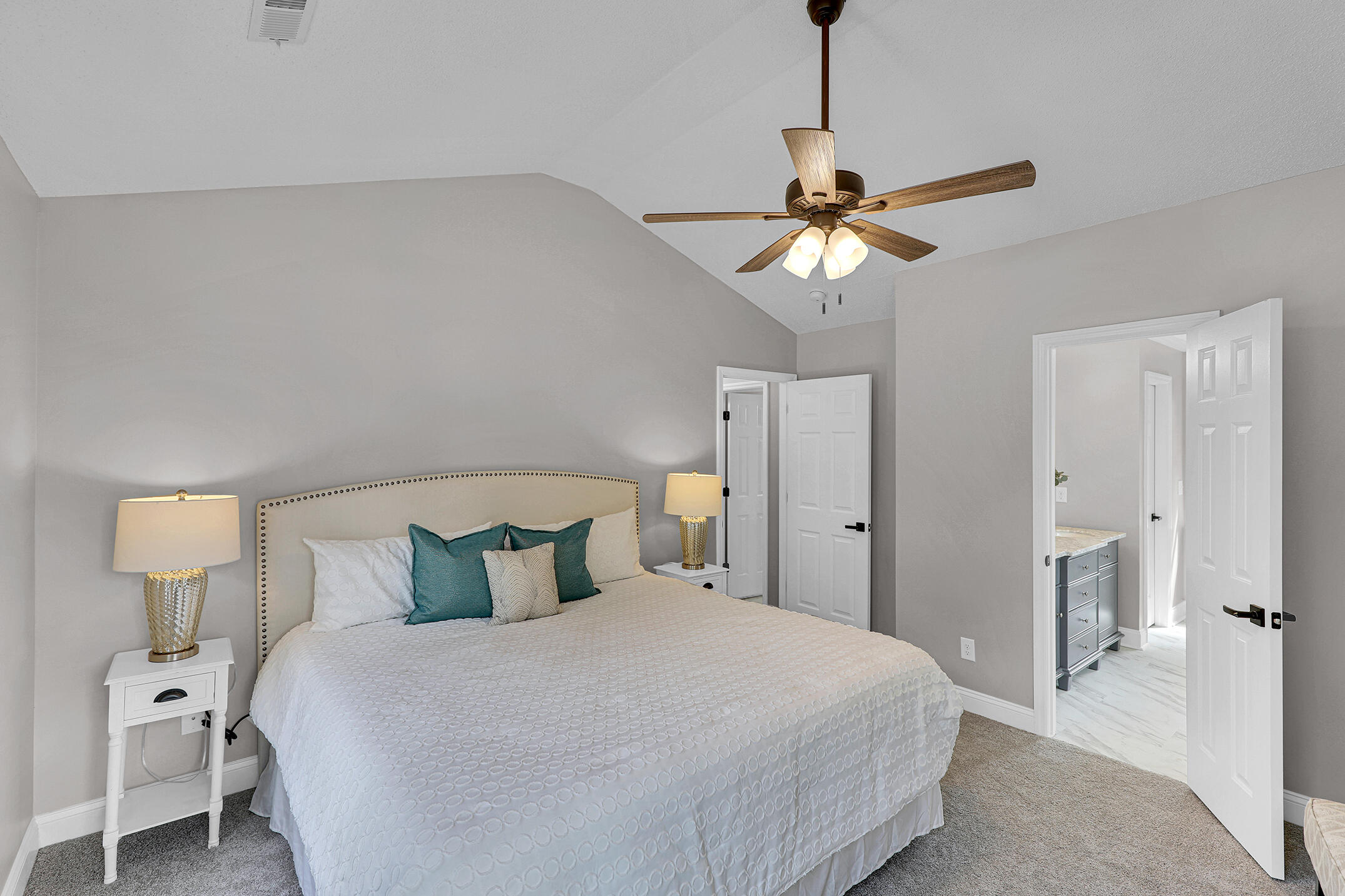 1305 Balcome Road Mount Pleasant, SC 29466 - Photo 16 of 30 1R3A2545