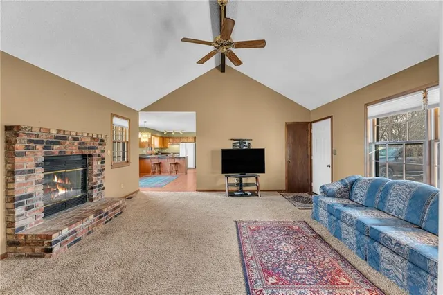 $395,000 | 1884 East 978Th Road, Lawrence, KS 66049