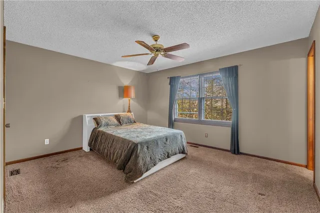 $395,000 | 1884 East 978Th Road, Lawrence, KS 66049