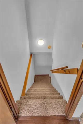 $395,000 | 1884 East 978Th Road, Lawrence, KS 66049