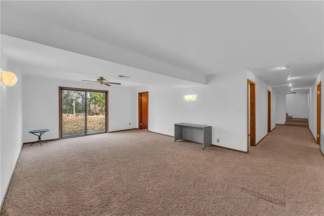 $395,000 | 1884 East 978Th Road, Lawrence, KS 66049