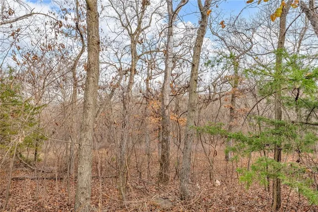 $395,000 | 1884 East 978Th Road, Lawrence, KS 66049