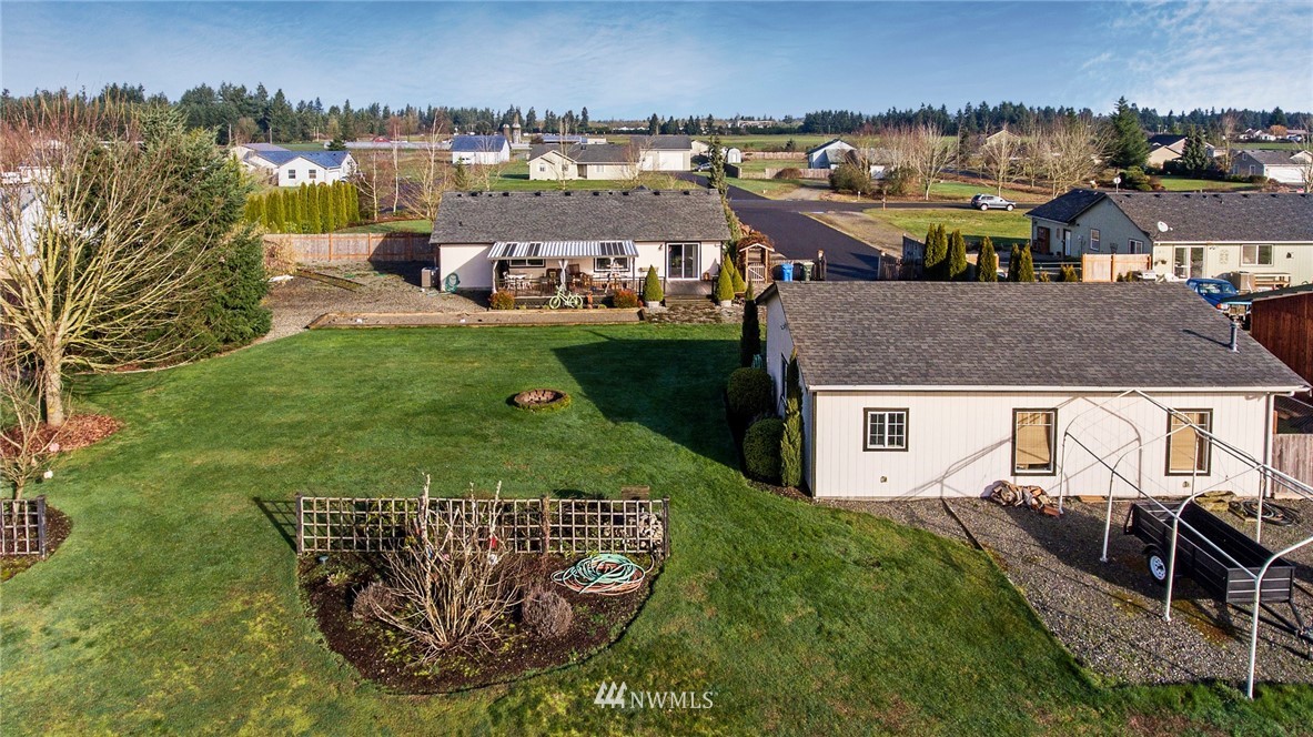 8615 194th Avenue Southwest Rochester, WA 98579 - Photo 5 of 25