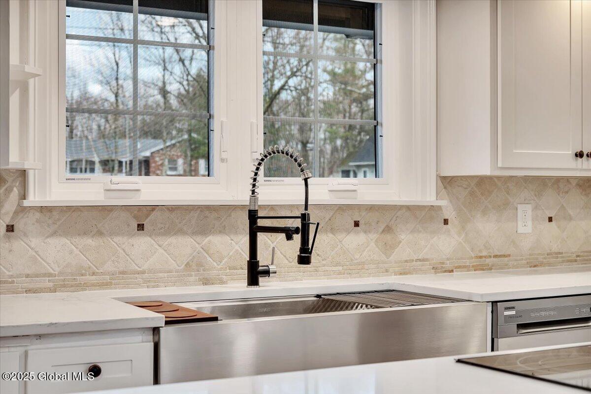 4 Pine Drive South Schodack, NY 12123 - Photo 10 of 48 26-P1302492