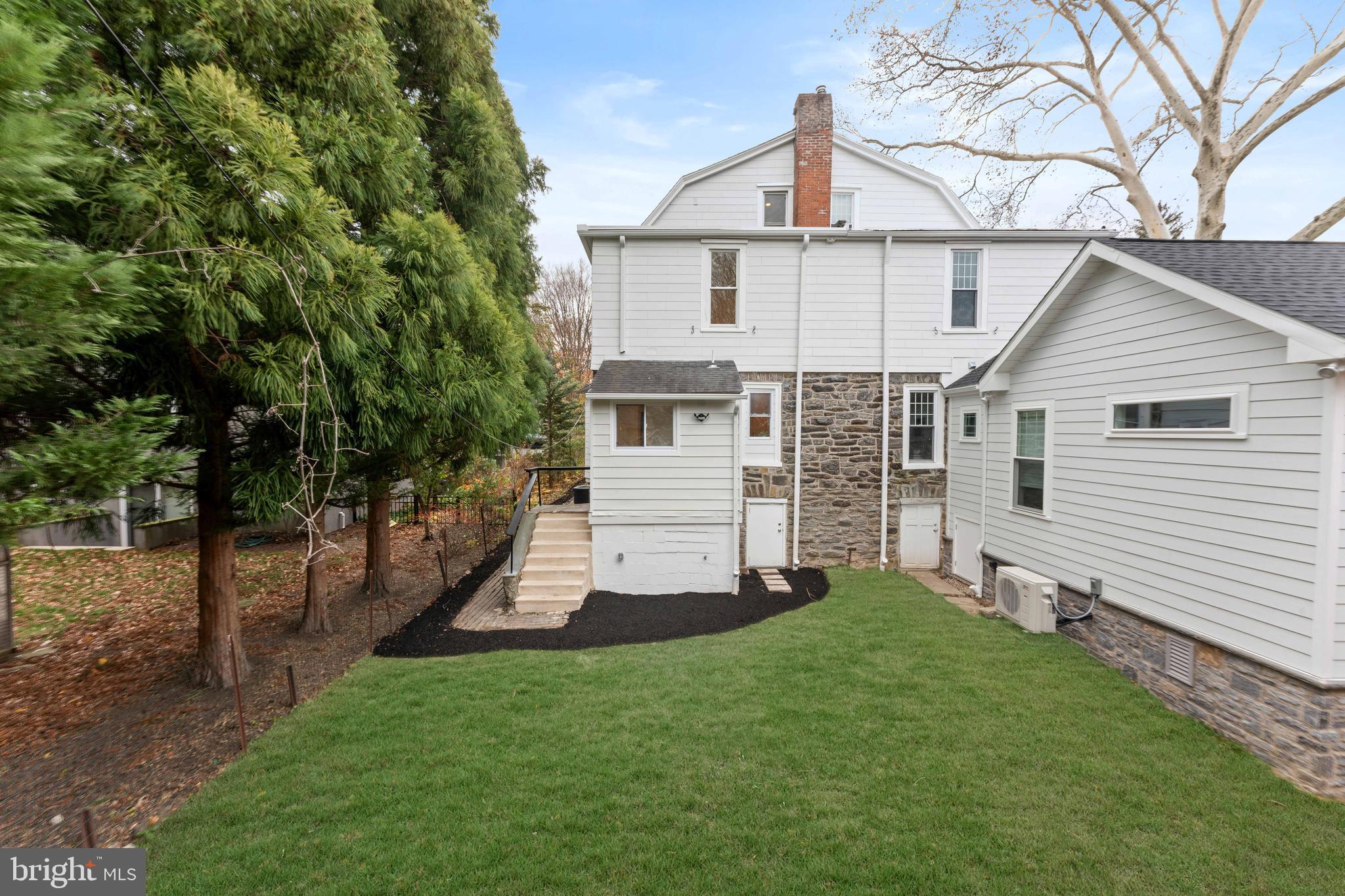 209 Merion Avenue Narberth, PA 19072 - Photo 7 of 47 Level, rear yard and stairs to the back door.