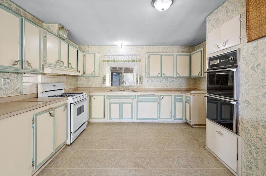 2524 Honey Springs Road Jamul, CA 91935 - Photo 9 of 26