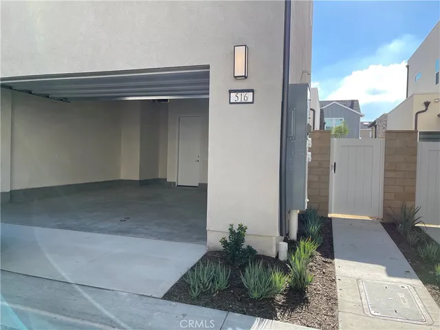 $4,399 | 516 Neilson, Irvine, CA 92618