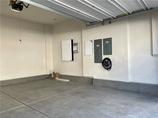 $4,399 | 516 Neilson, Irvine, CA 92618