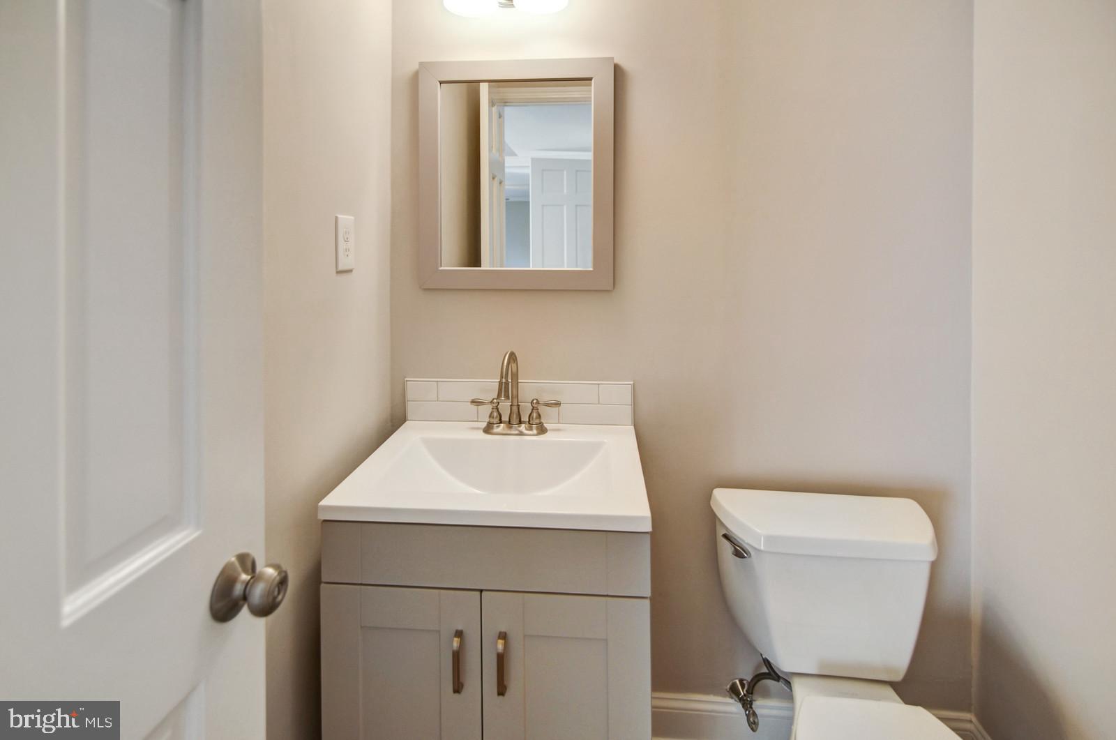 34 Wolfpack Road Trenton, NJ 08619 - Photo 14 of 26 Gallery Image 14