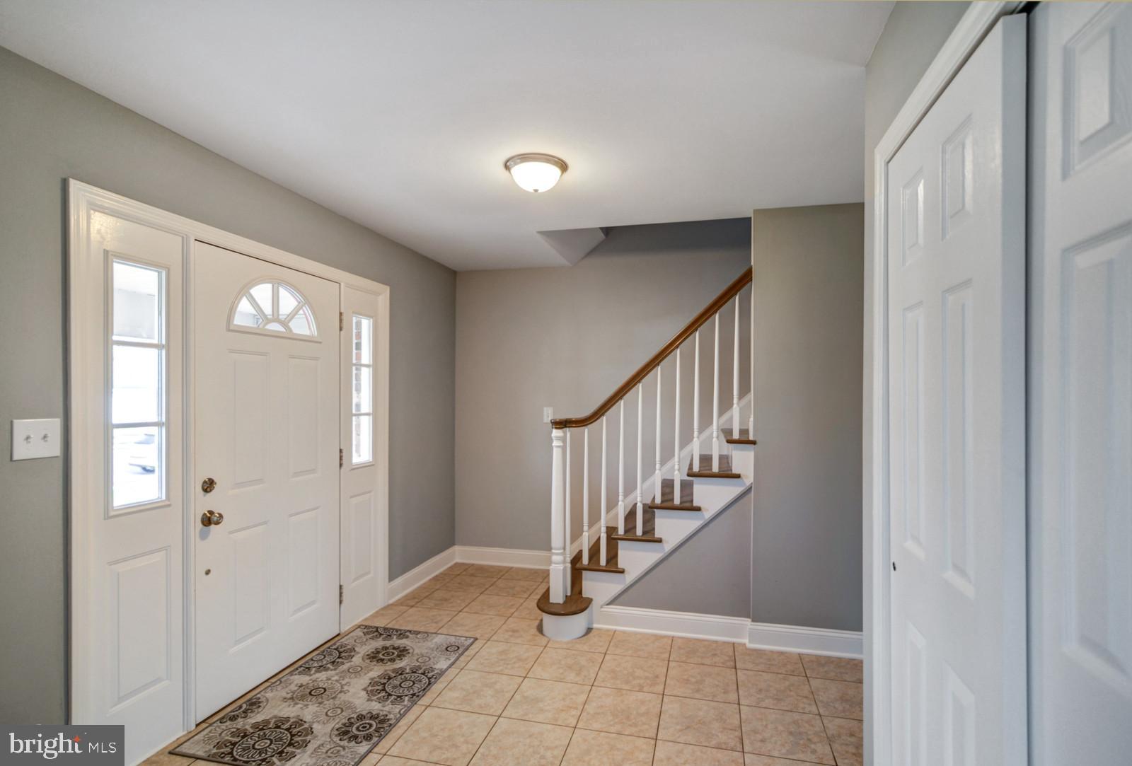 34 Wolfpack Road Trenton, NJ 08619 - Photo 4 of 26 Gallery Image 4