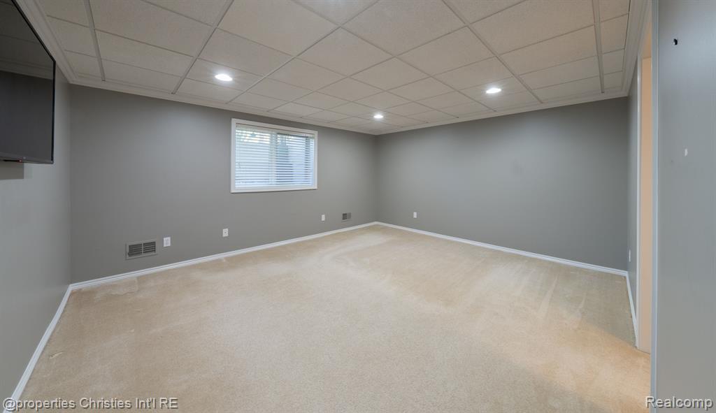 2590 Summerlin Court Rochester, MI 48306 - Photo 53 of 68 Gallery Image 53