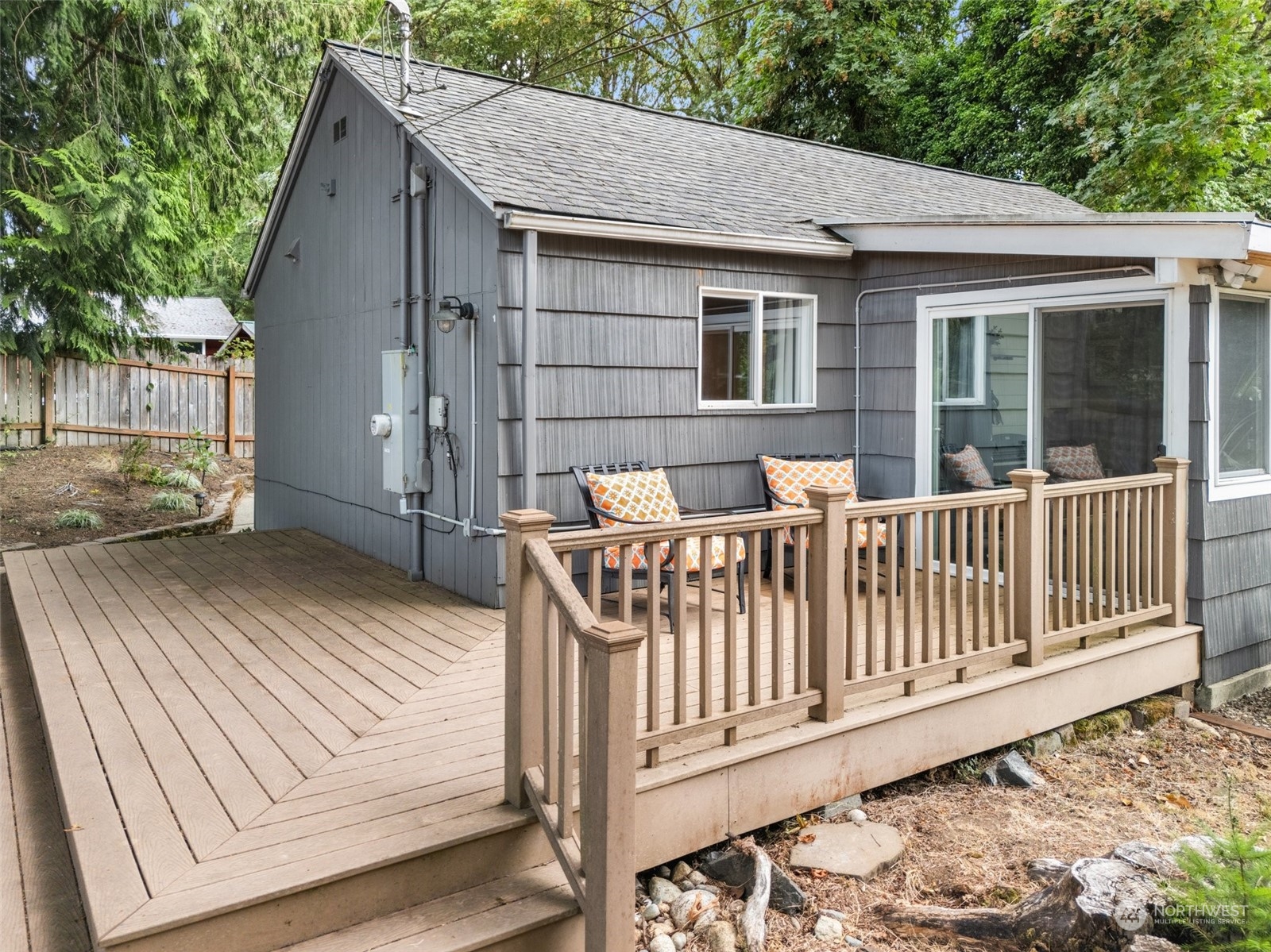 2734 Rocky Point Road Northwest Bremerton, WA 98312 - Photo 28 of 37 Gallery Image 28