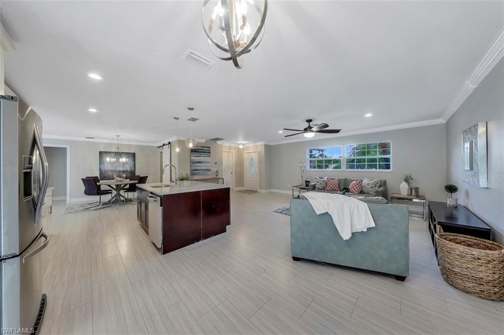 2217 44th Terrace Southwest Naples, FL 34116 - Photo 8 of 22 Gallery Image 8