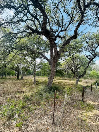 $299,000 | 1390 County Road 106, Columbus, TX 78934