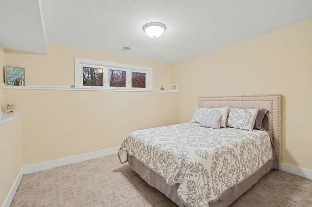 $700,000 | 6288 Hawthorne Court, Saugatuck, MI 49453