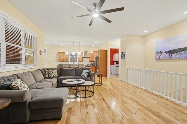 $700,000 | 6288 Hawthorne Court, Saugatuck, MI 49453