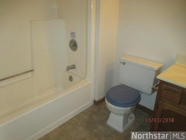 375 Lawrence Street Prescott, WI 54021 - Photo 8 of 15 Gallery Image 8