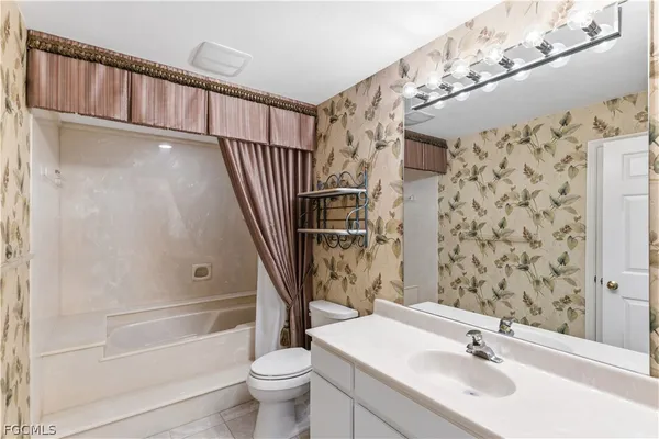 $910,900 | 12423 McGregor Woods Circle, Fort Myers, FL 33908