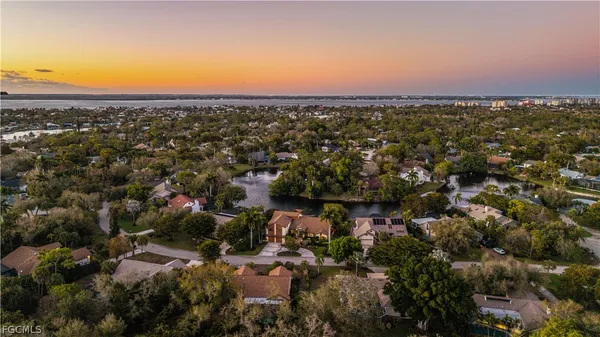 $910,900 | 12423 McGregor Woods Circle, Fort Myers, FL 33908